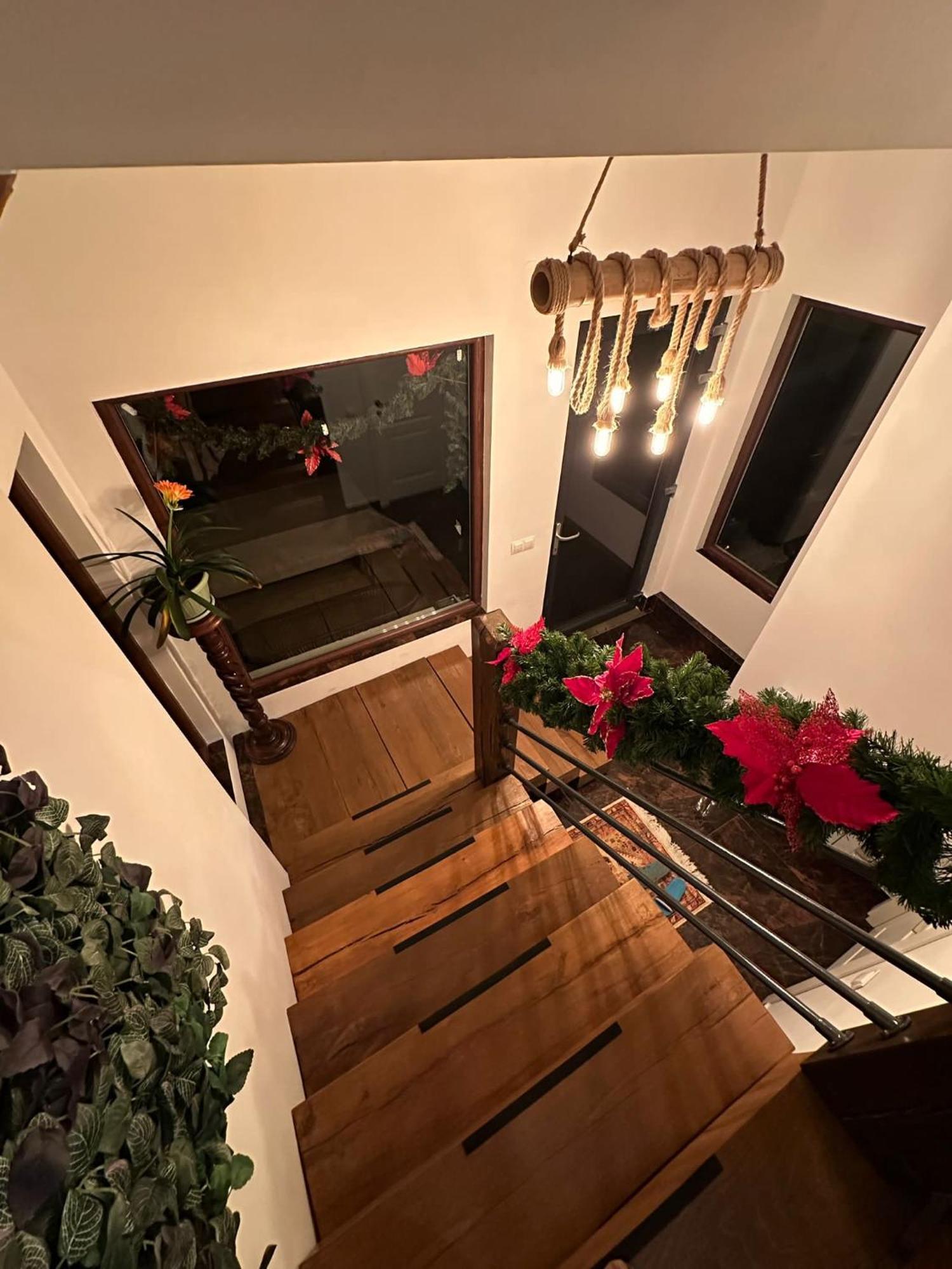 Attic 33 Daire Câmpulung Moldovenesc Dış mekan fotoğraf